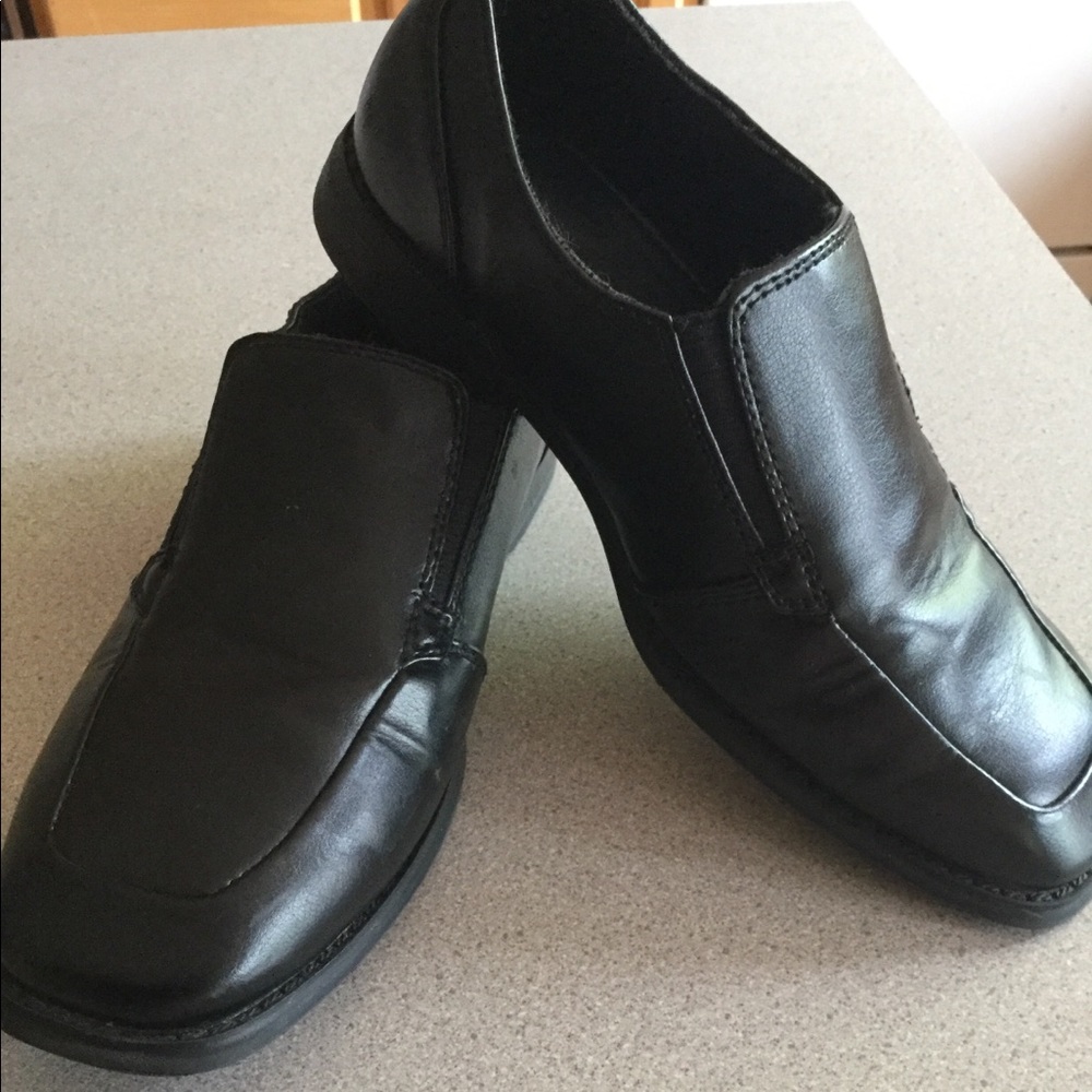 Boys dress shoes.